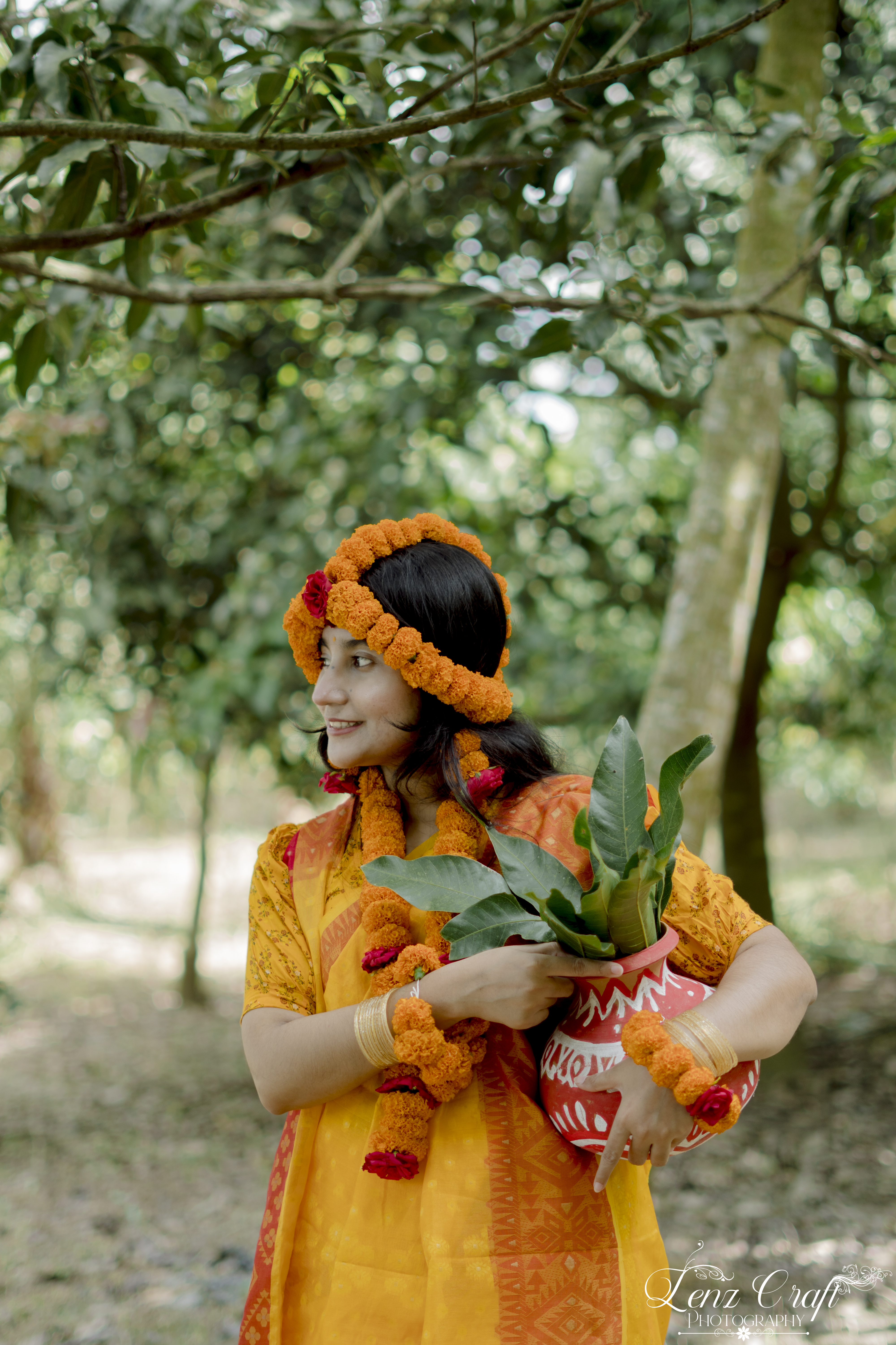 বাণিজ্যিক ৩